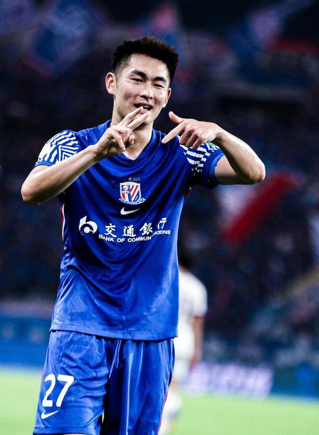 爱游戏体育-包含上海申花发布备战花絮,清晨迎来里程碑,CBA常规赛任务艰巨,年轻球员得到机会的词条