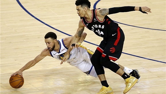 爱游戏-关于内马尔在勇士比赛中出色防守，回归赛场引发热议！的信息