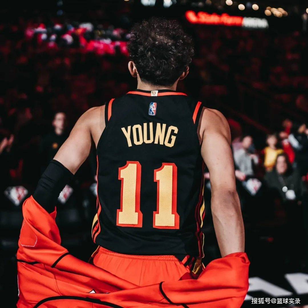 AYX-关于Uzi迎来七赛季高光表现，老鹰球迷沸腾！的信息